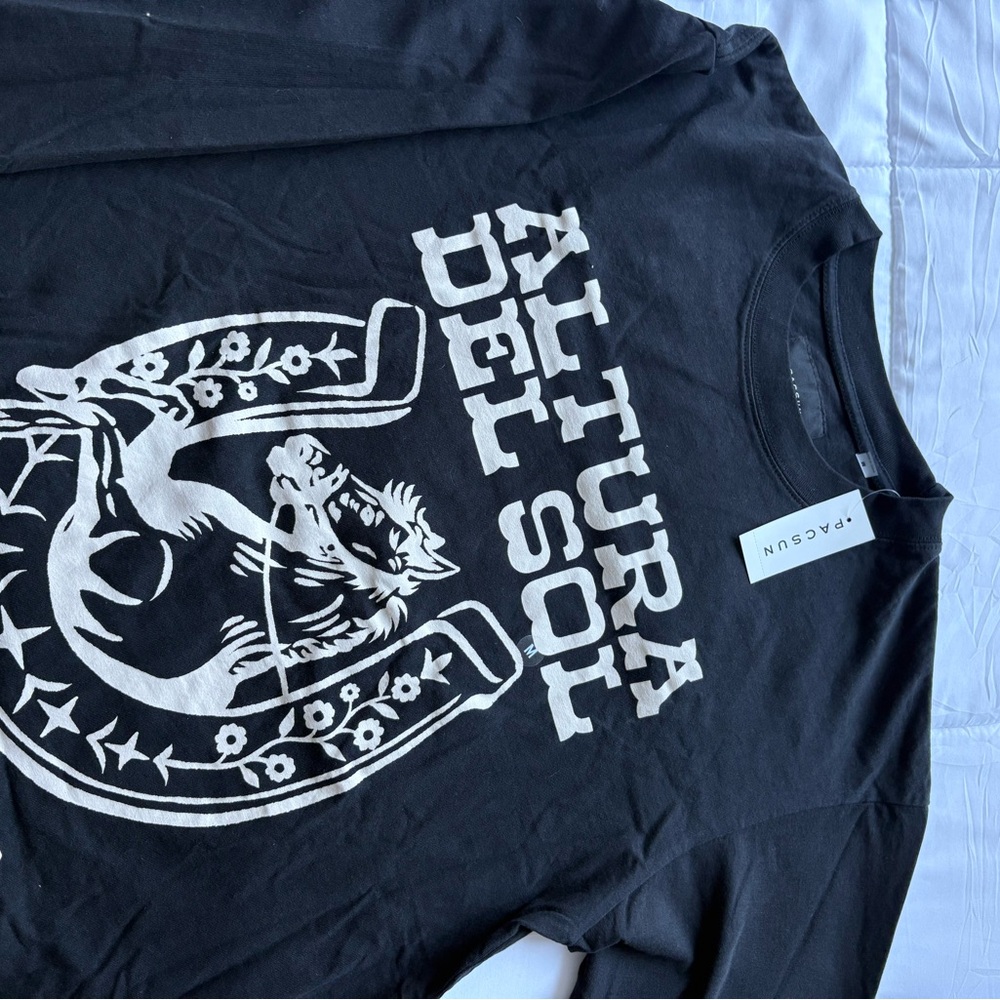 PacSun ‘Altura Del Sol’ Long Sleeve Graphic Tee